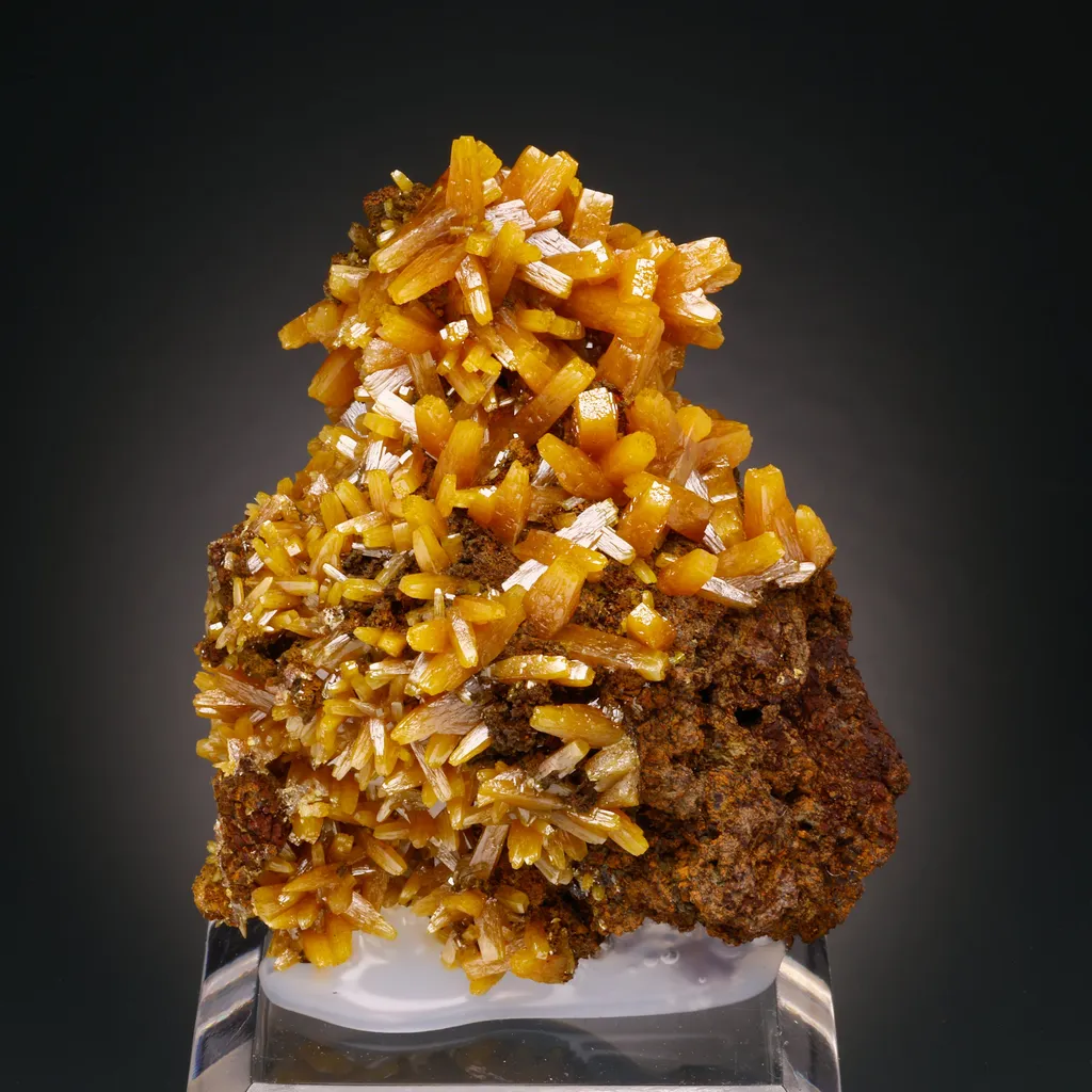Wulfenite