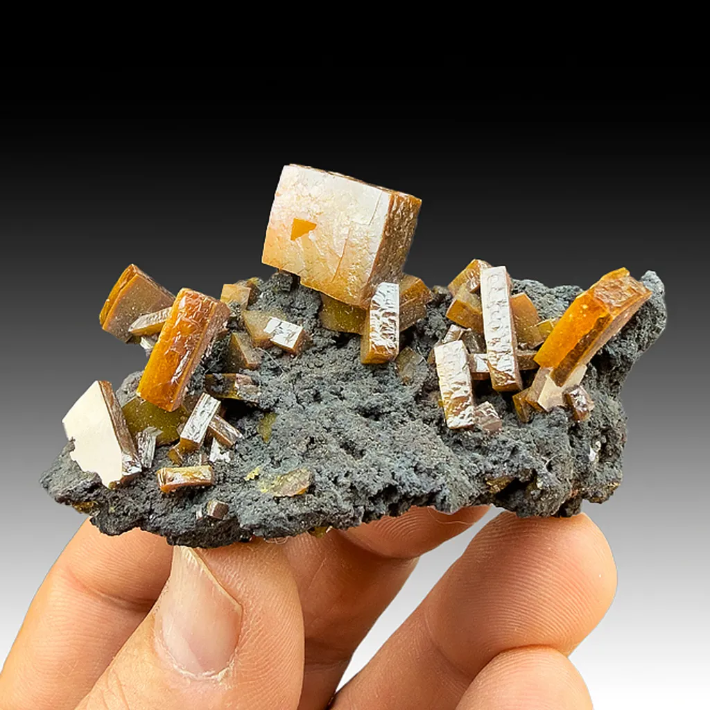 Wulfenite image