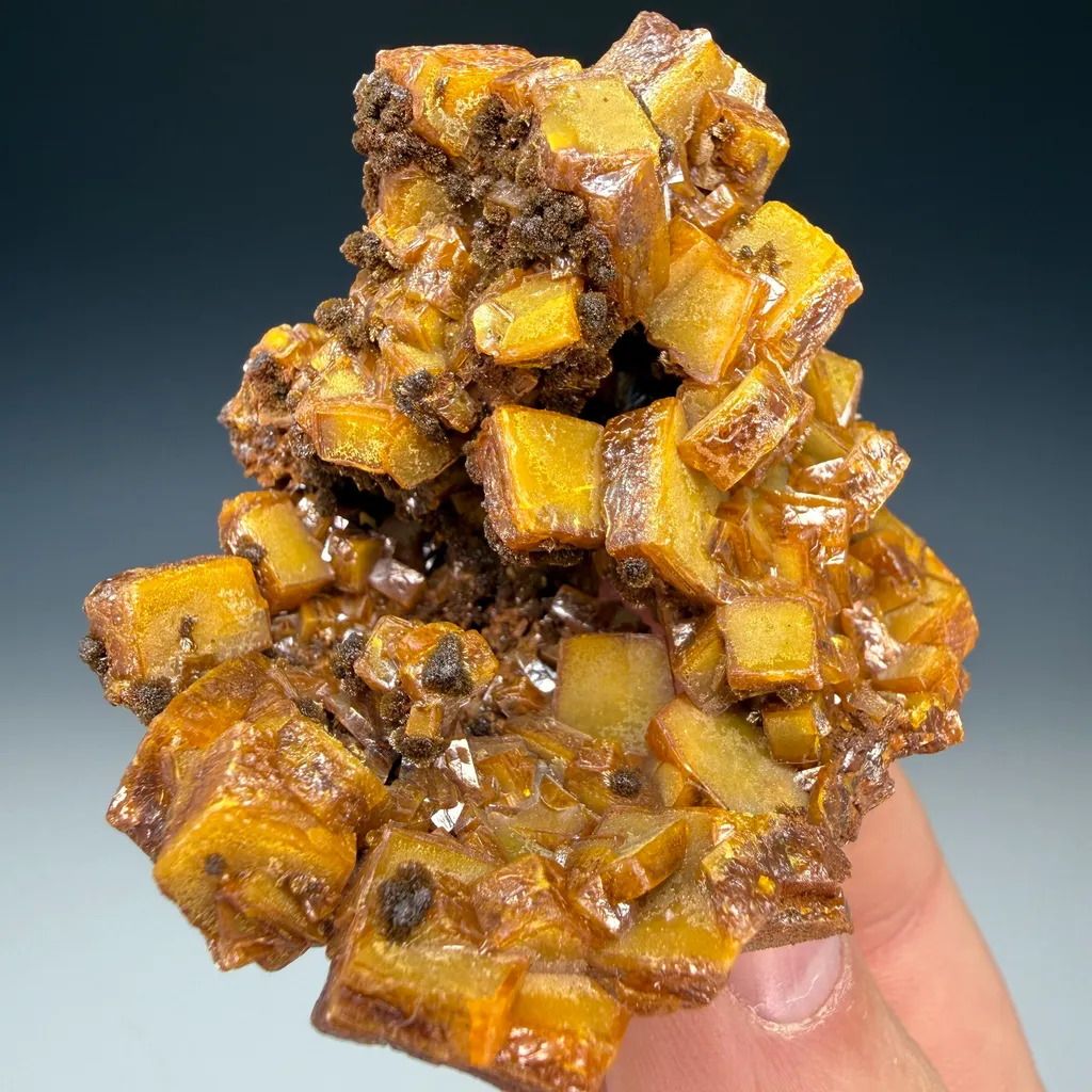 Wulfenite image