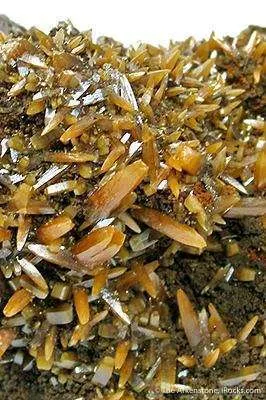 Wulfenite - image 2