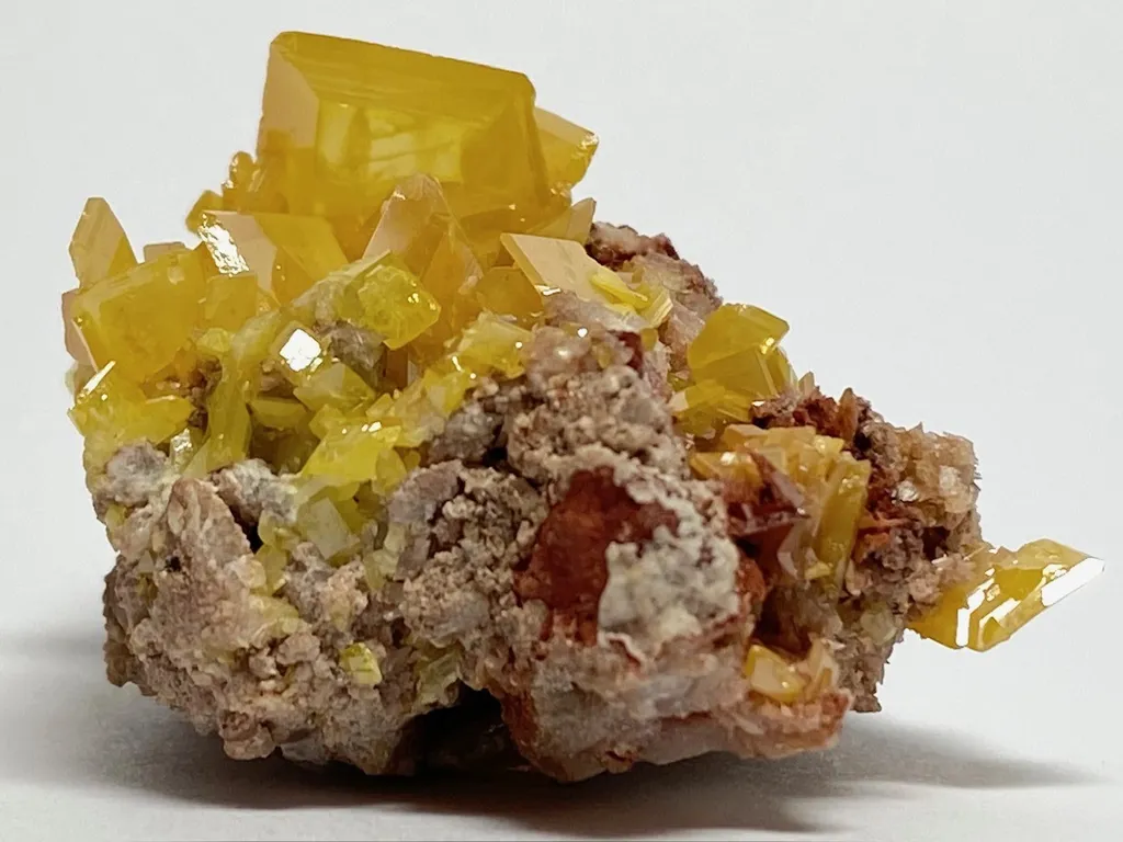 Wulfenite image