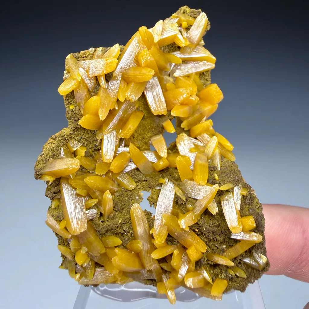 Wulfenite image