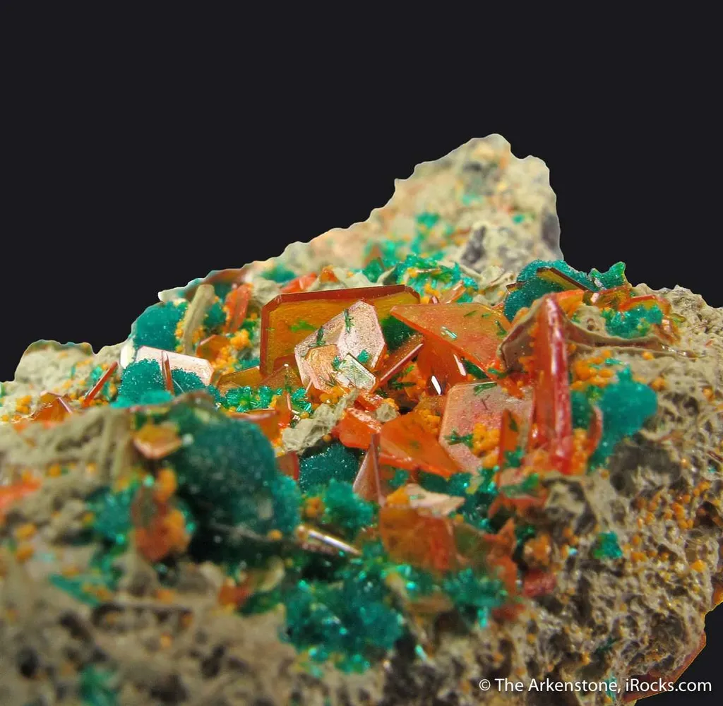 Wulfenite and Dioptase with Mimetite - image 5