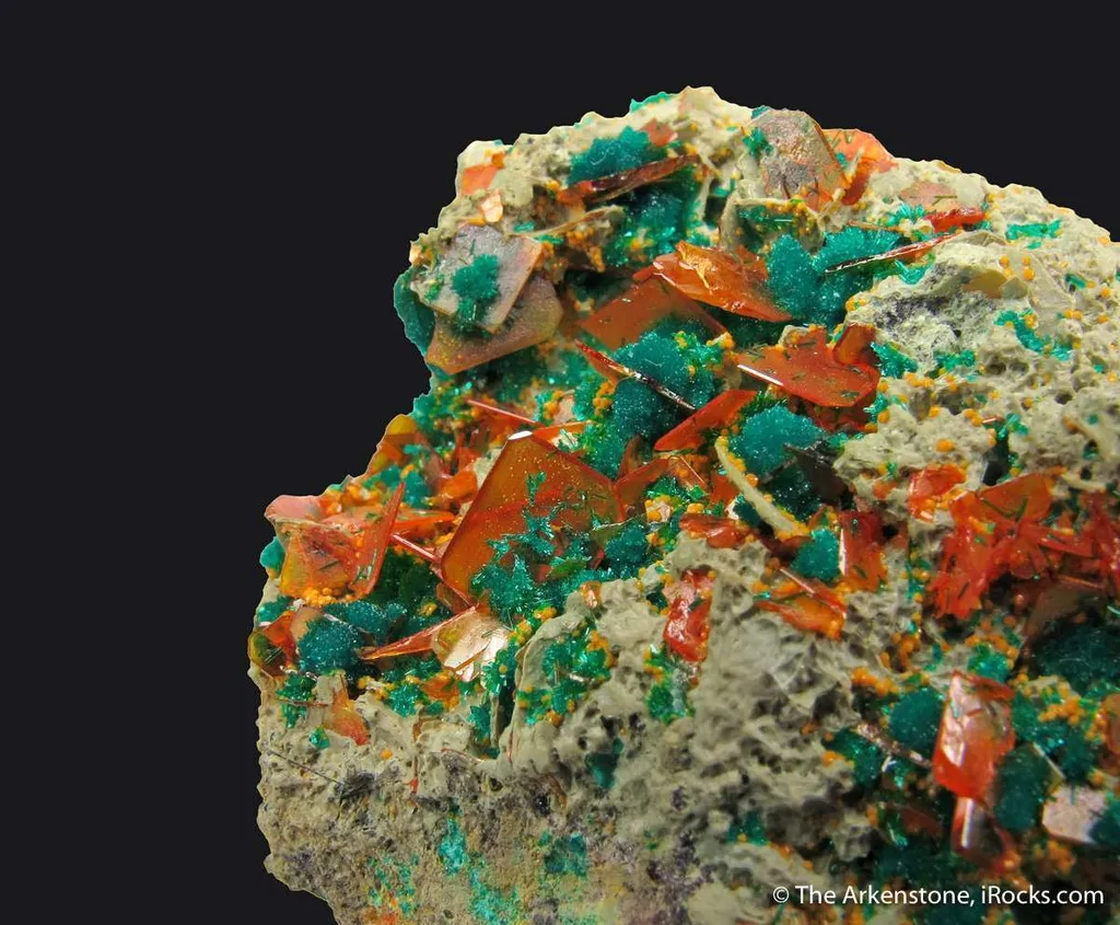 Wulfenite and Dioptase with Mimetite - image 6