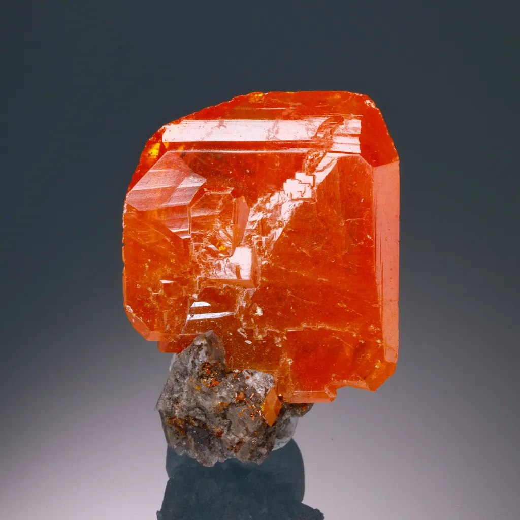 Wulfenite image