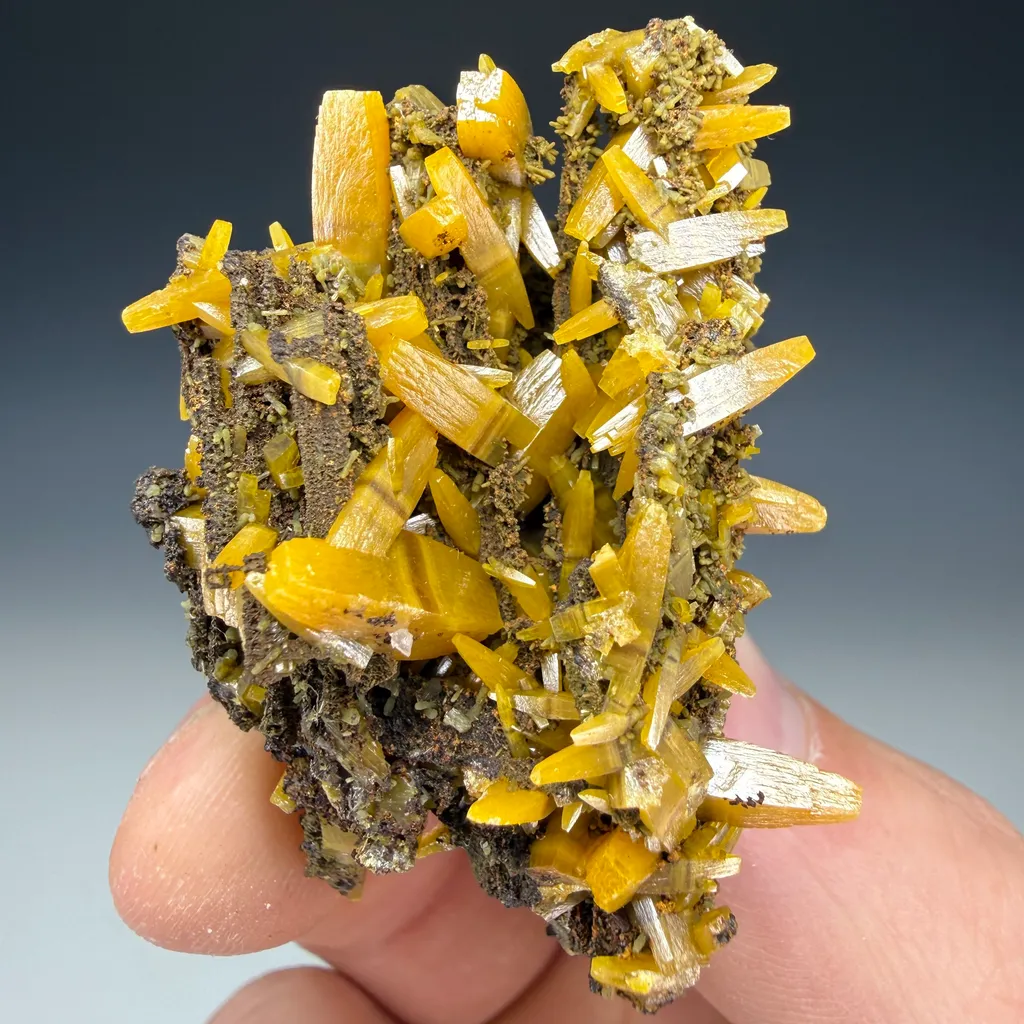 Wulfenite image