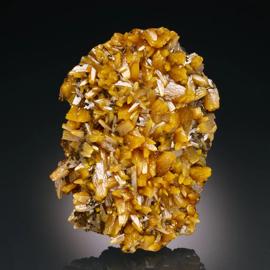 Wulfenite image