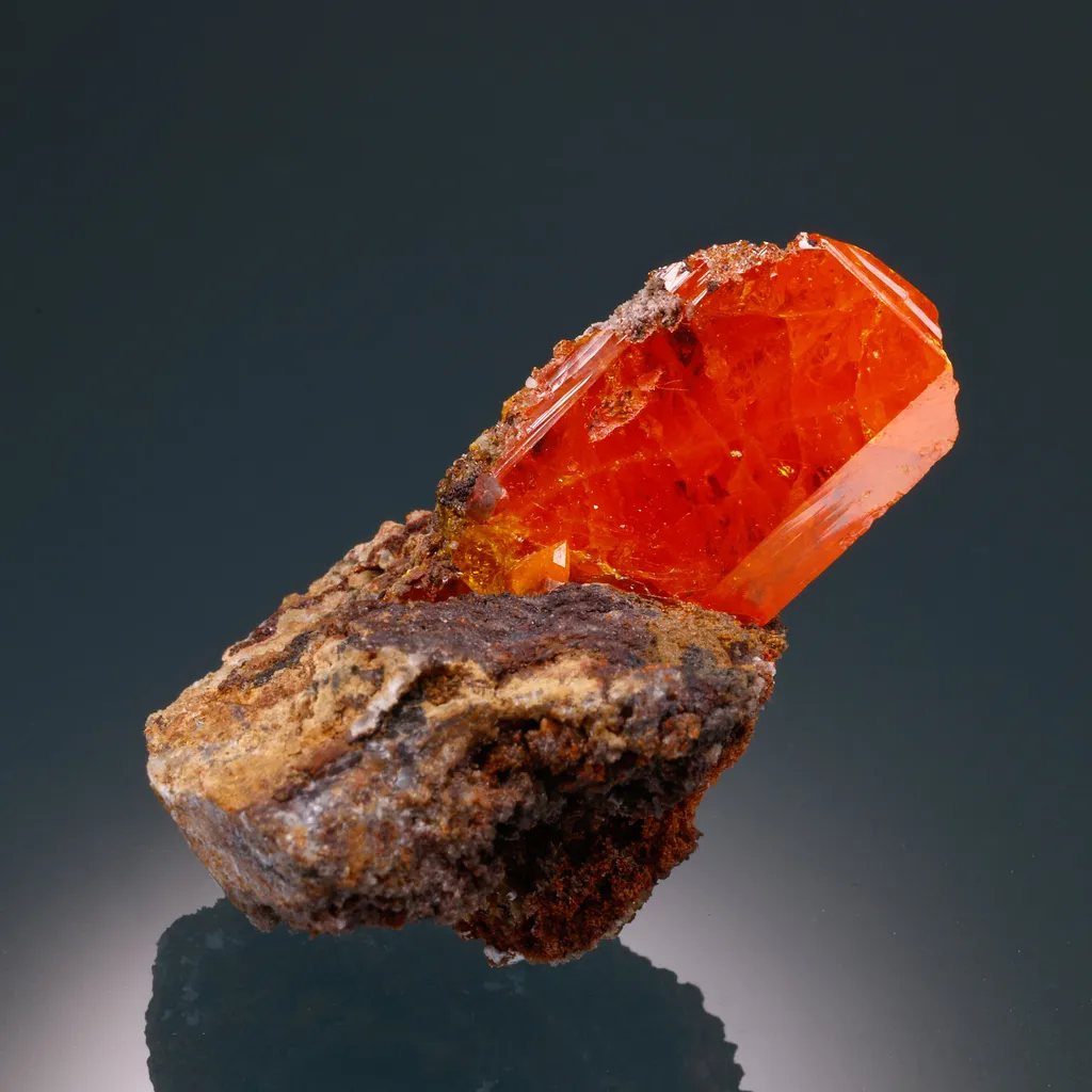 Wulfenite image
