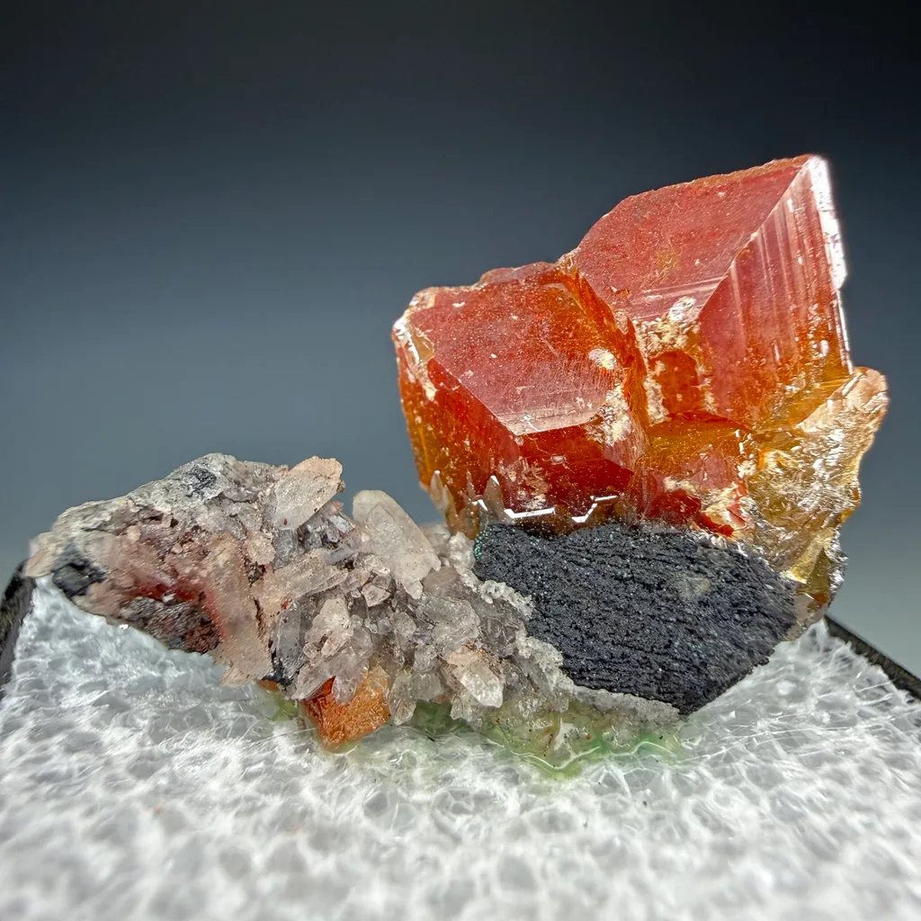 Wulfenite image