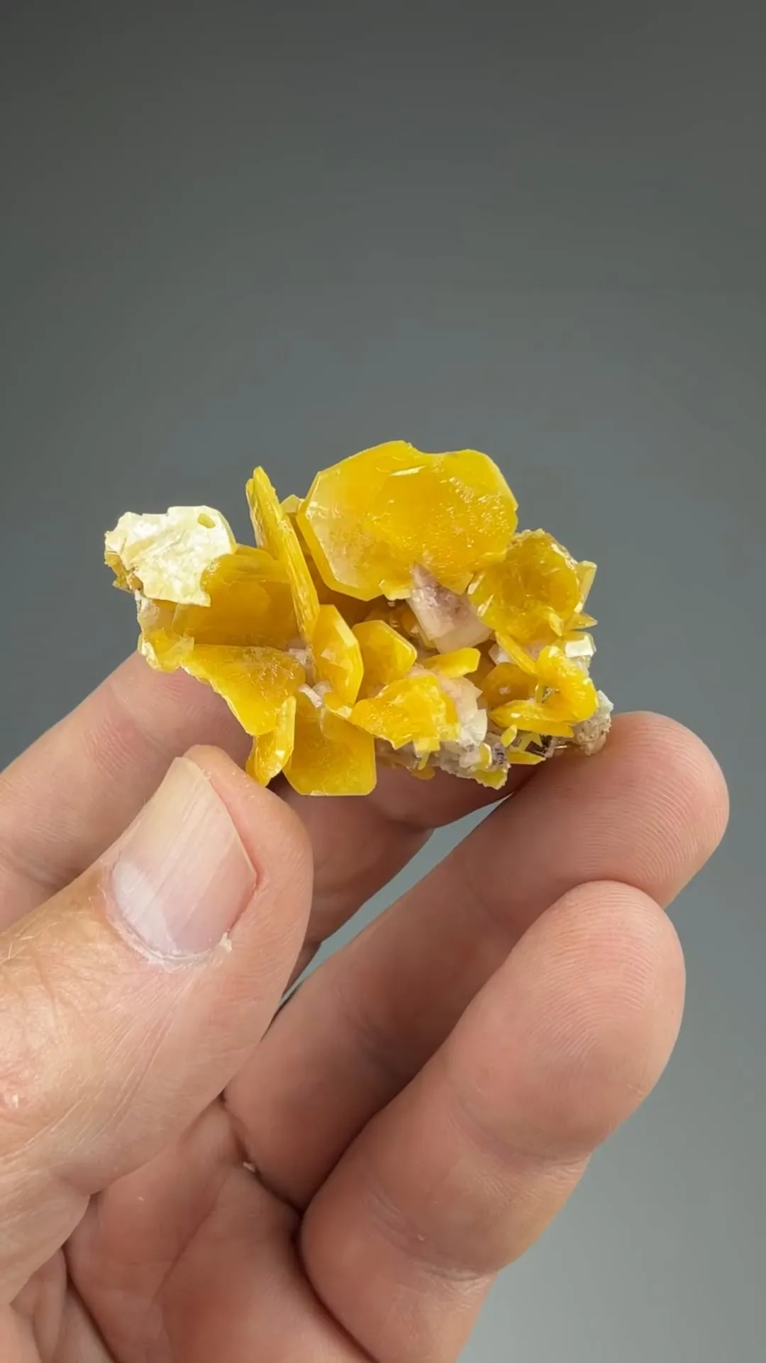 Wulfenite - image 2