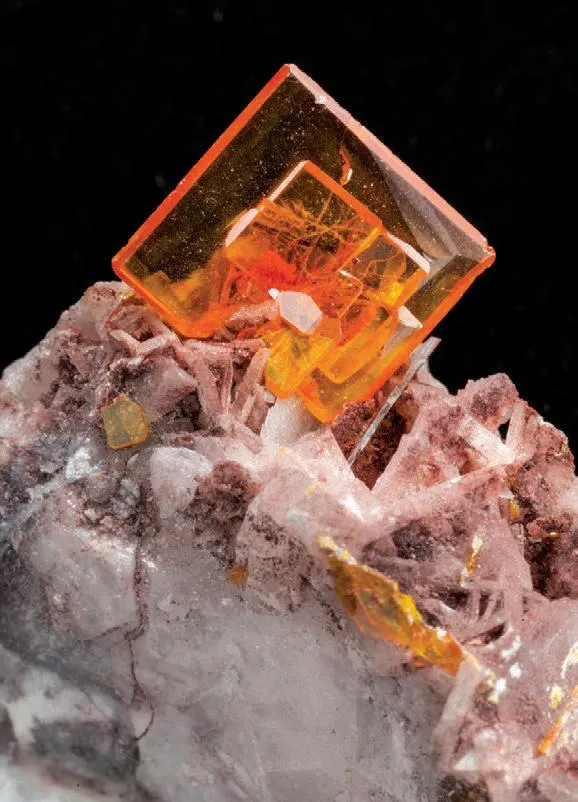 Wulfenite, Barite image
