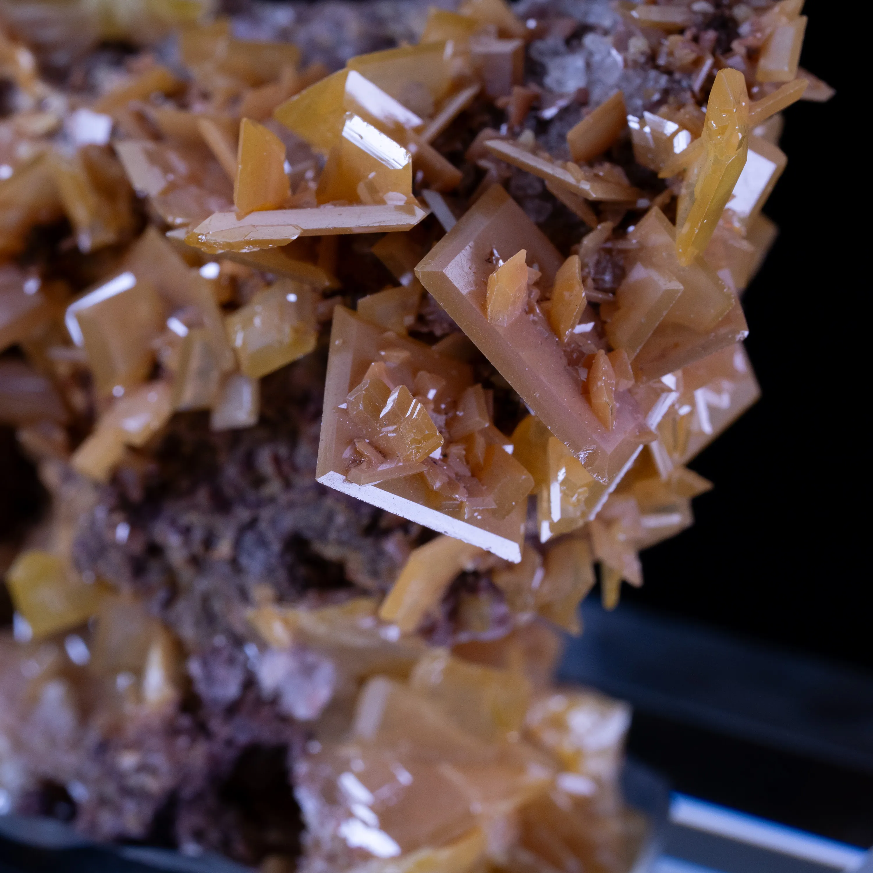 Wulfenite - image 6