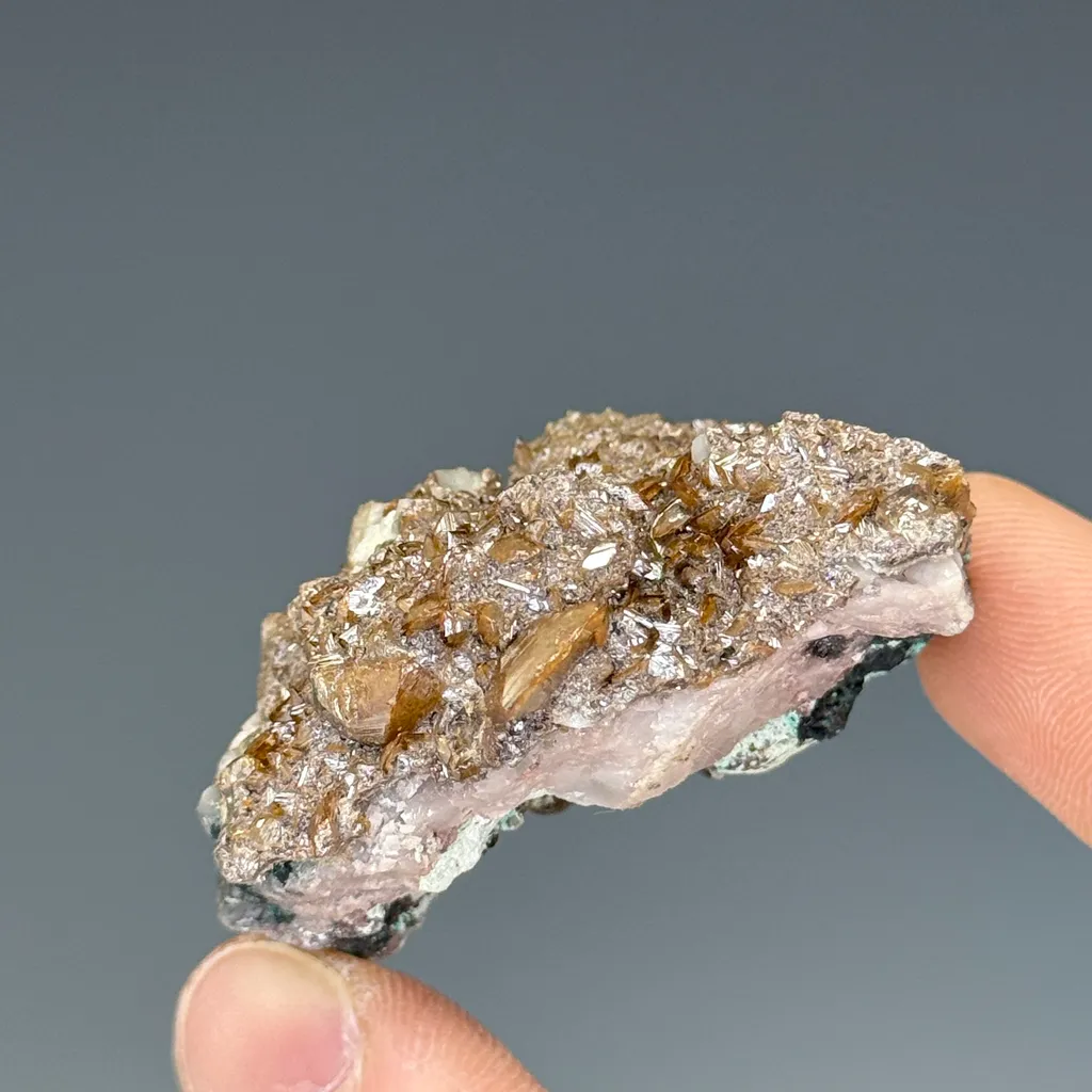 Wulfenite - image 4
