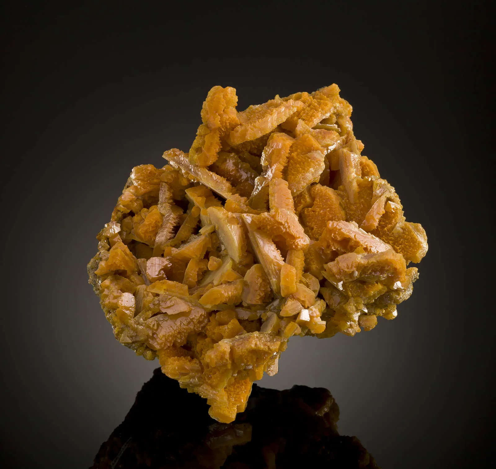 Wulfenite - image 3