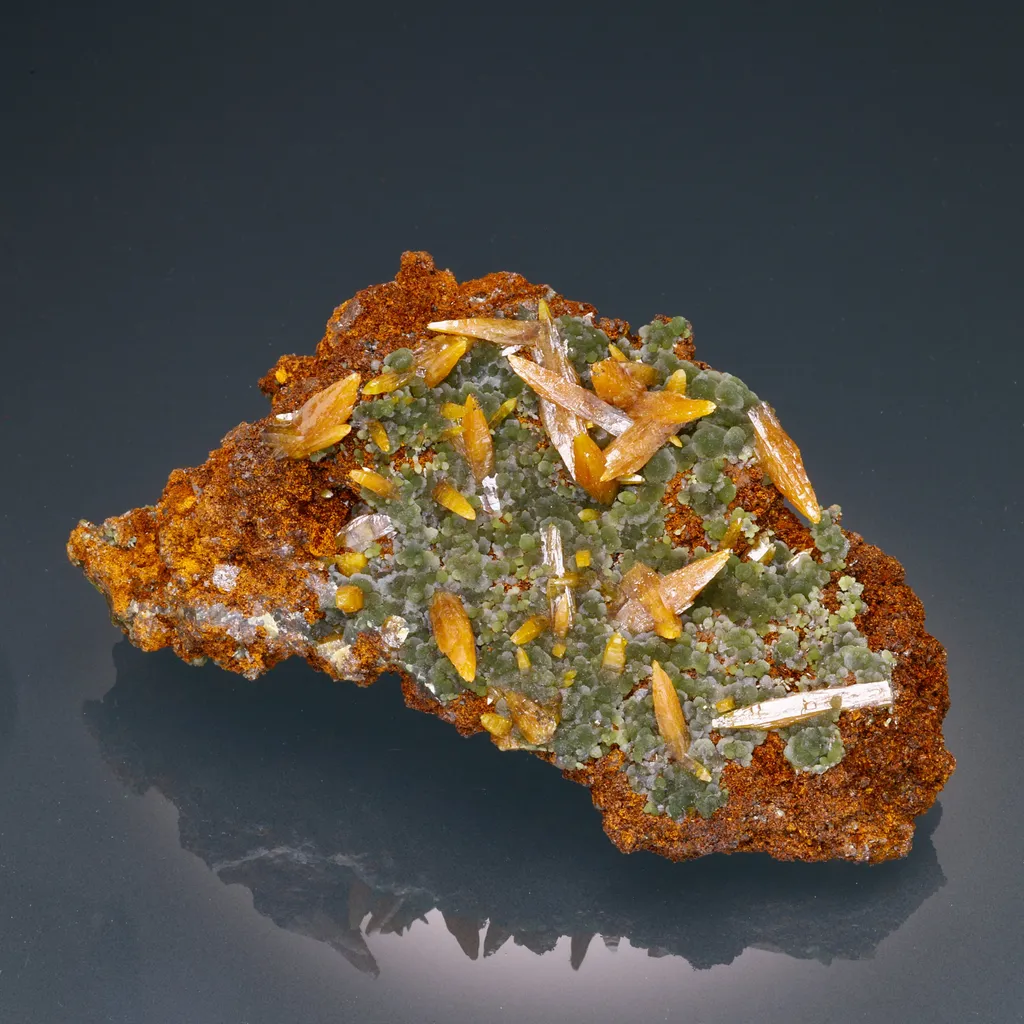Wulfenite image