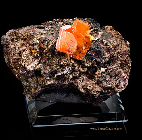 Wulfenite - image 5
