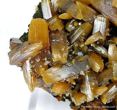 Wulfenite (Bipyramidal) - image 4