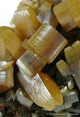 Wulfenite (Bipyramidal) - image 2