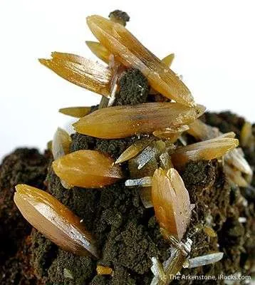 Wulfenite (Bipyramidal) - image 2
