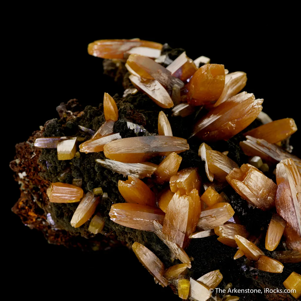 Wulfenite (bipyramidal) - image 3