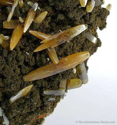 Wulfenite (Bipyramidal) - image 3