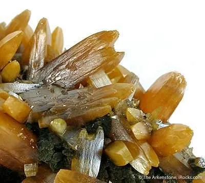 Wulfenite (Bipyramidal) - image 3