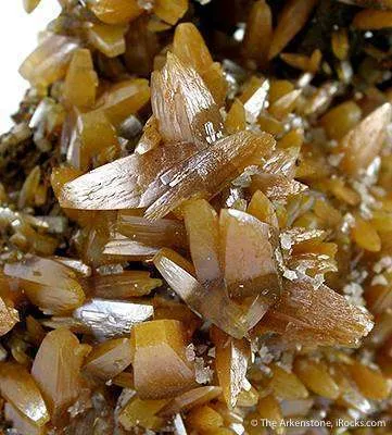 Wulfenite (Bipyramidal) - image 4