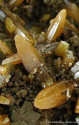 Wulfenite (Bipyramidal) - image 3