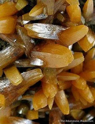 Wulfenite (Bipyramidal) - image 3