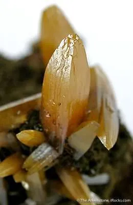 Wulfenite (Bipyramidal) - image 2