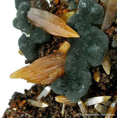 Wulfenite (Bipyramidal) on Mimetite - image 3