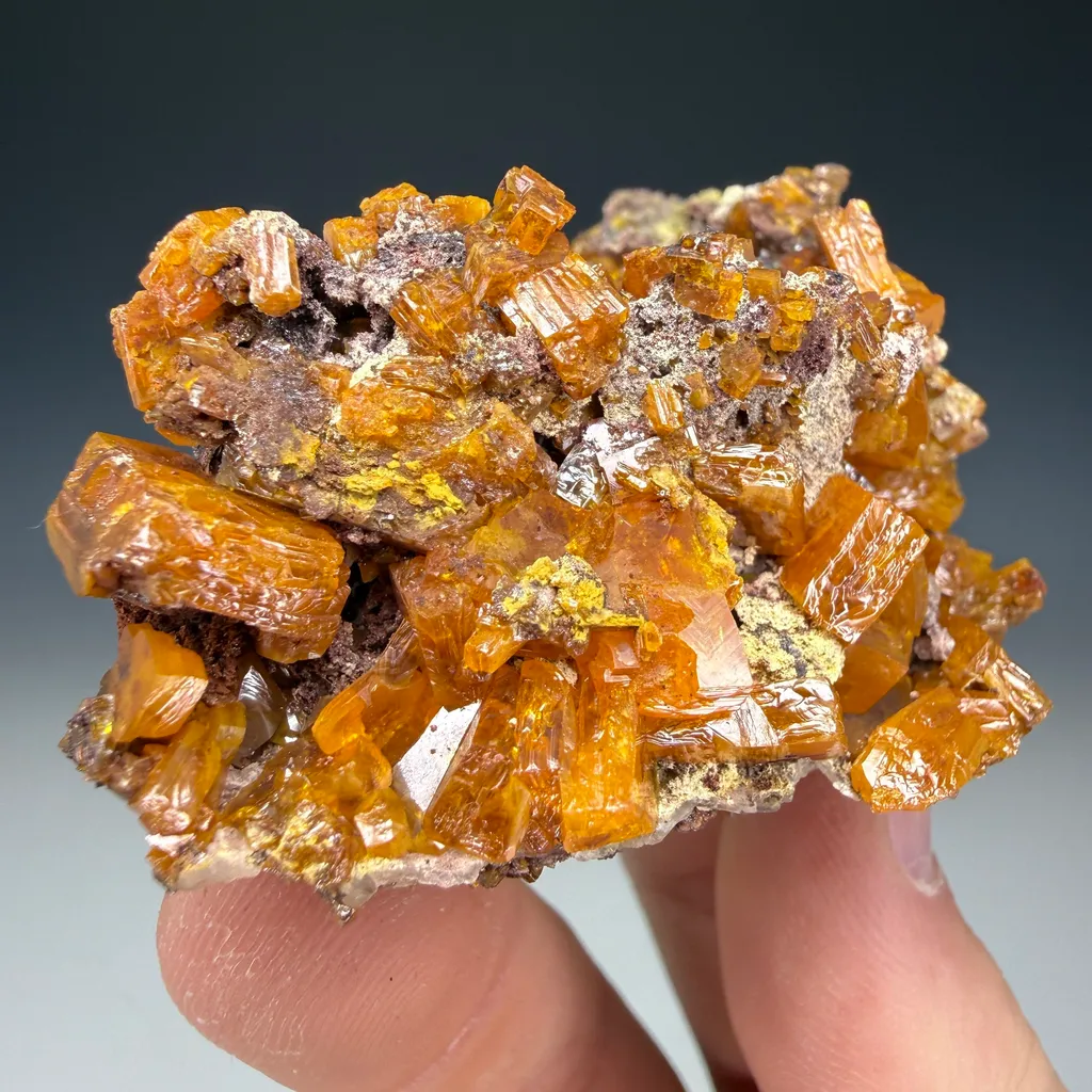 Wulfenite - image 3
