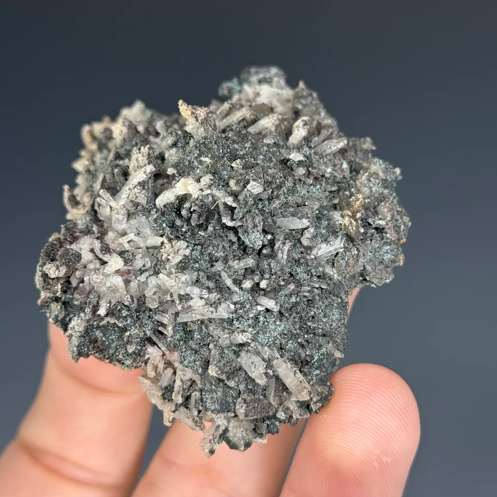 Wulfenite - image 3