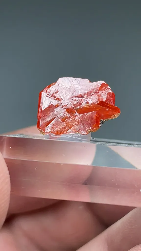 Wulfenite - image 2