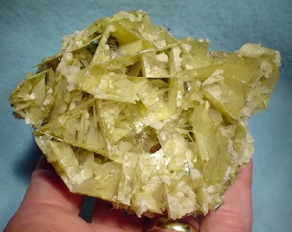 Wulfenite, Calcite image