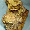Wulfenite, Calcite - image 1