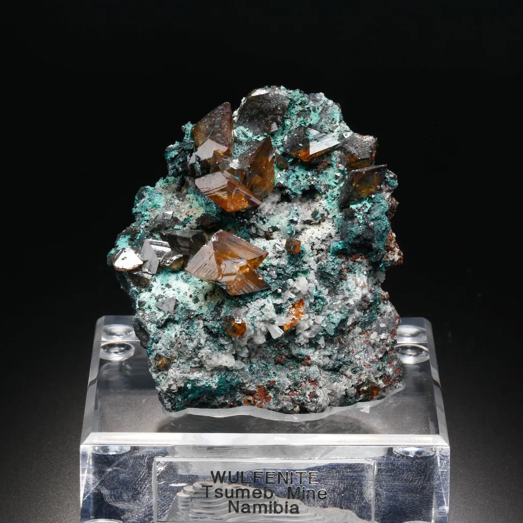 Wulfenite image