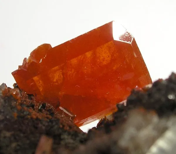 Wulfenite - image 9