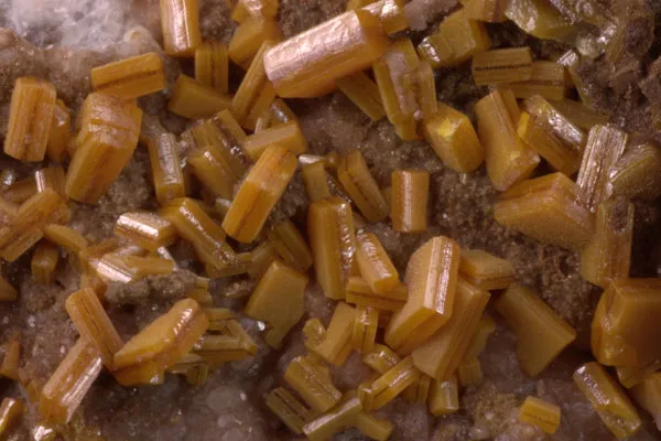 Wulfenite image