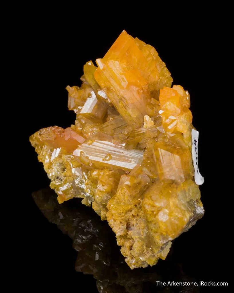Wulfenite - image 3