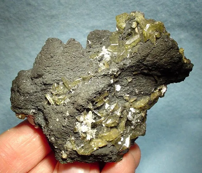 Wulfenite, Cerussite, Tennantite image