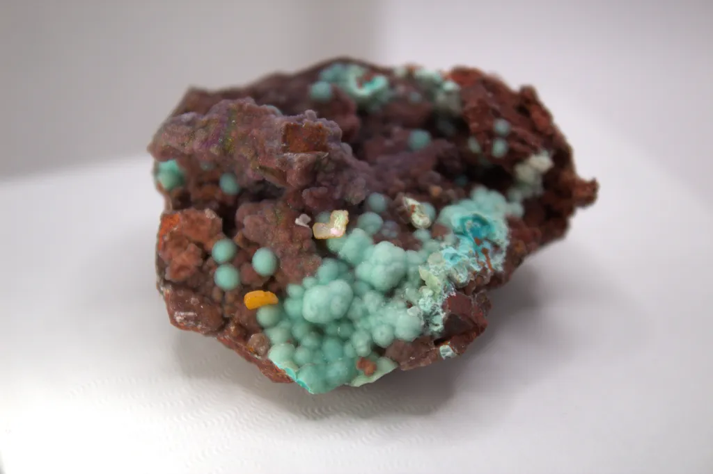 Wulfenite, Chrysocolla, Gila Co., Arizona. - image 2