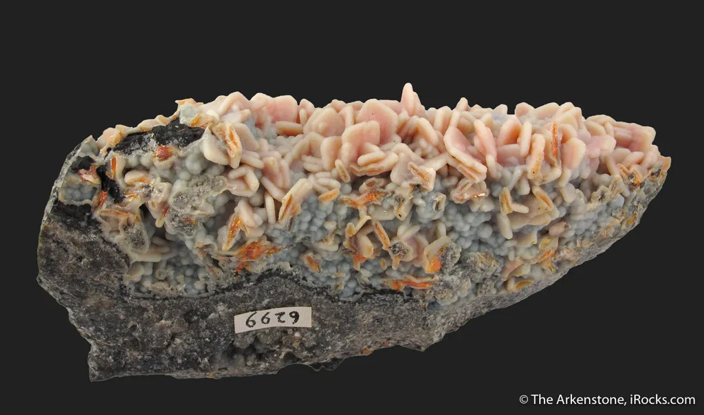 Wulfenite coated by Quartz, on Chalcedony - image 5