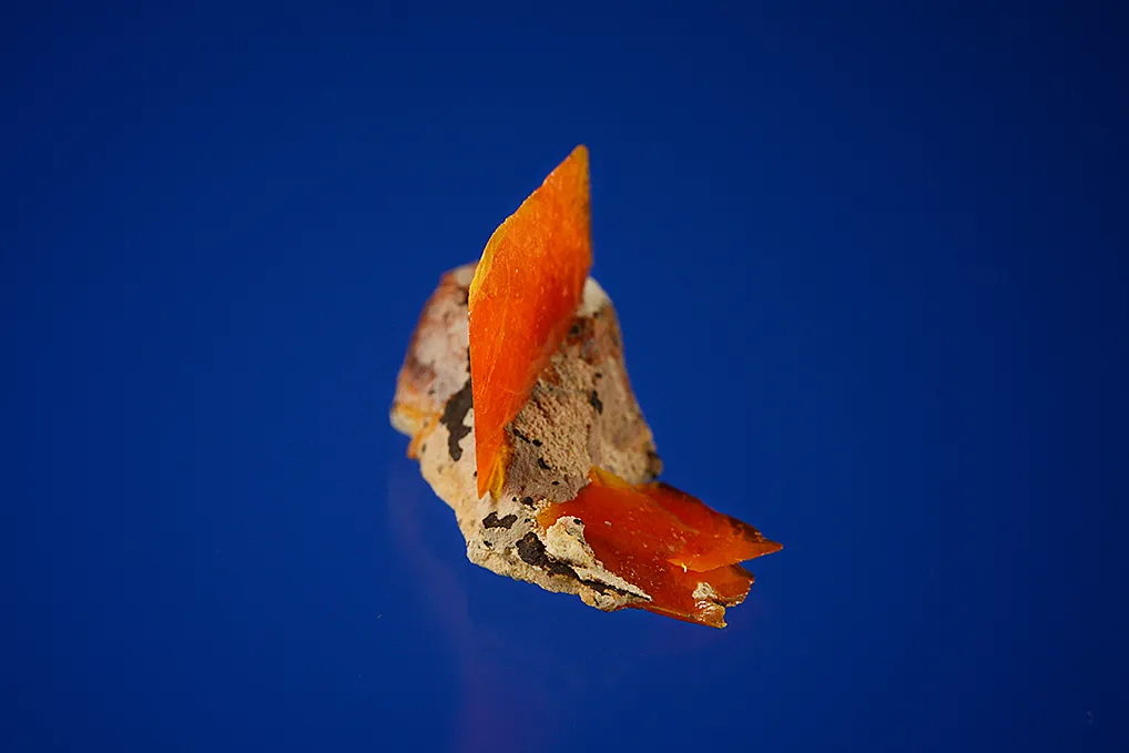 Wulfenite - image 5