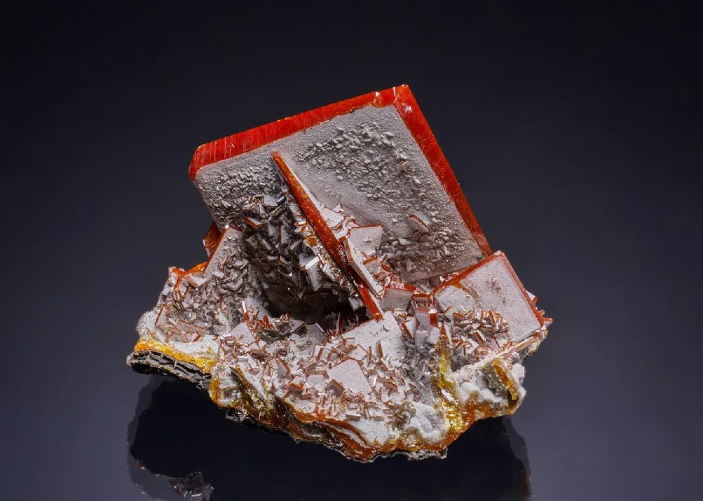 Wulfenite image