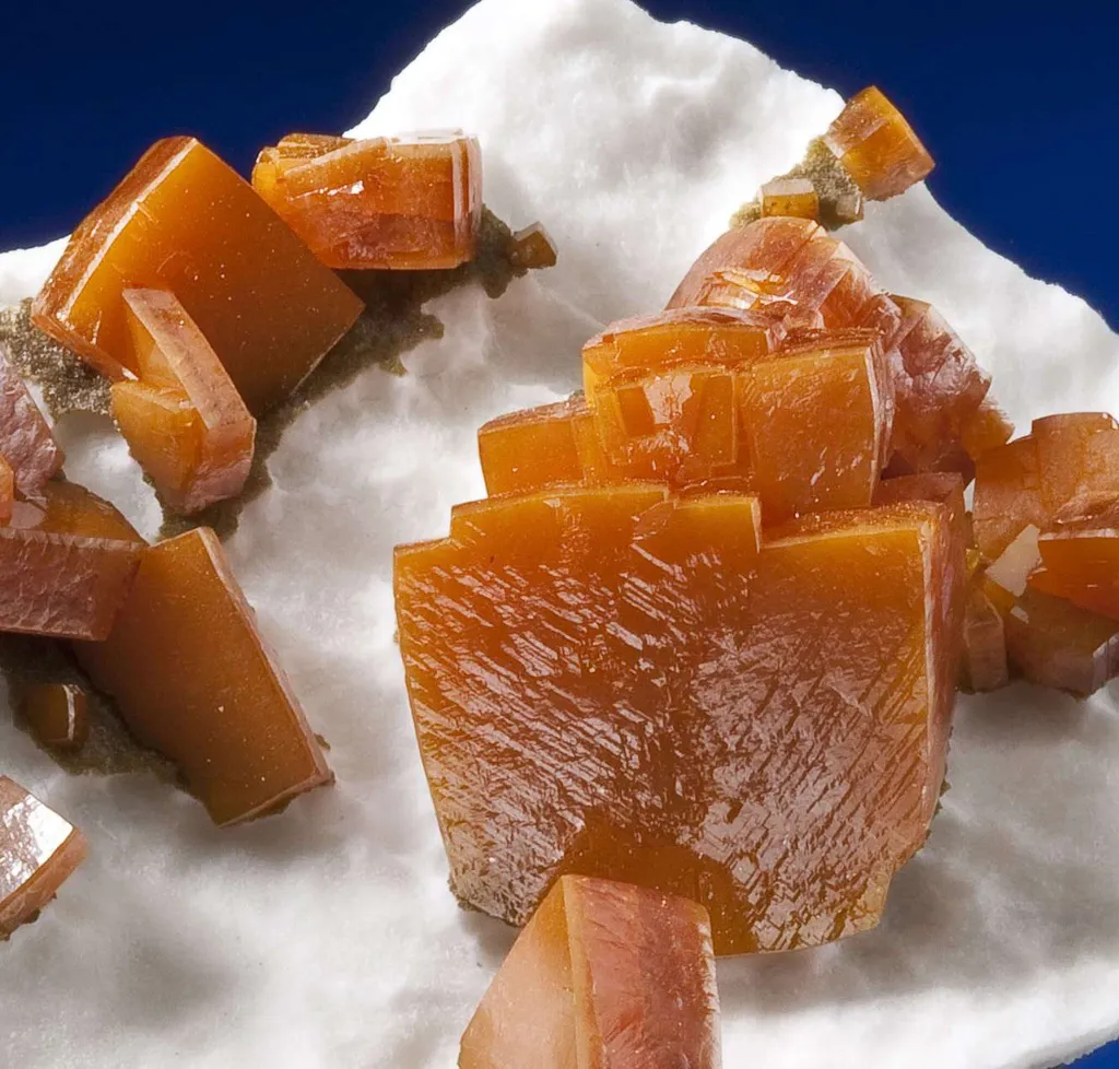 Wulfenite image