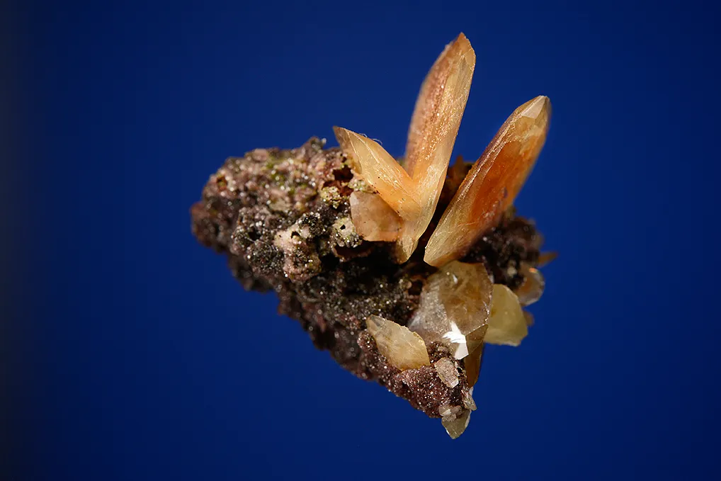 Wulfenite - image 5