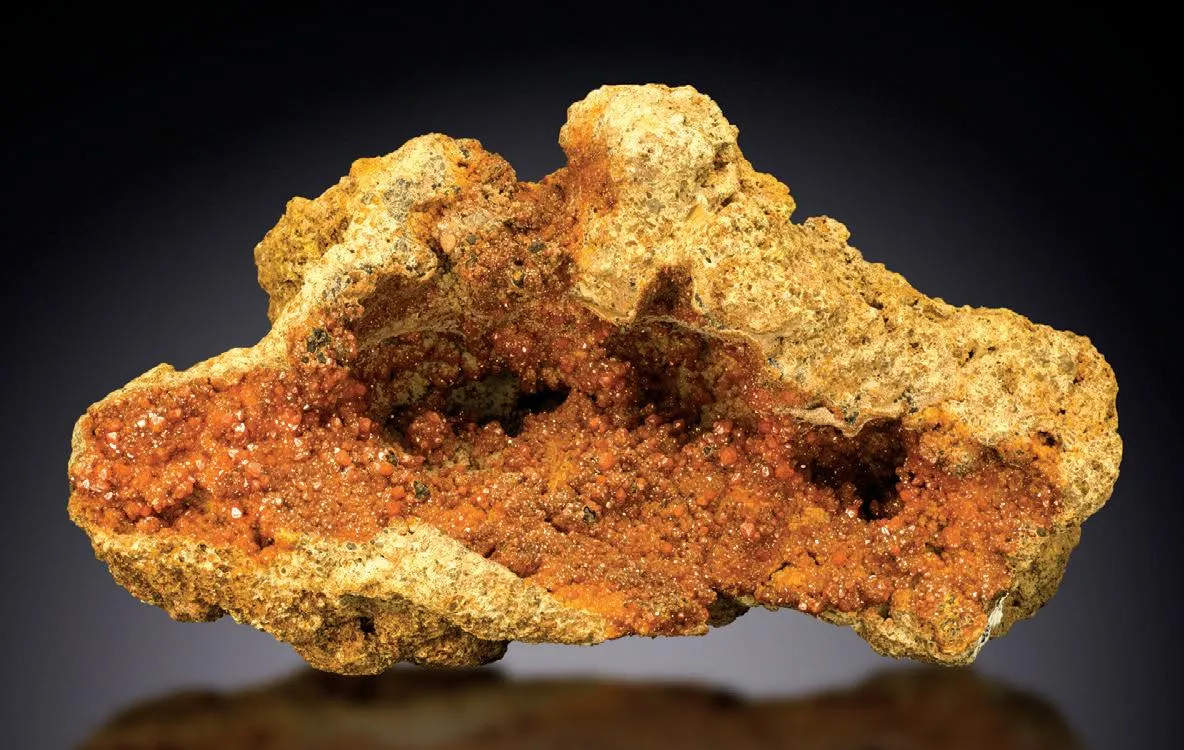 Wulfenite - image 1