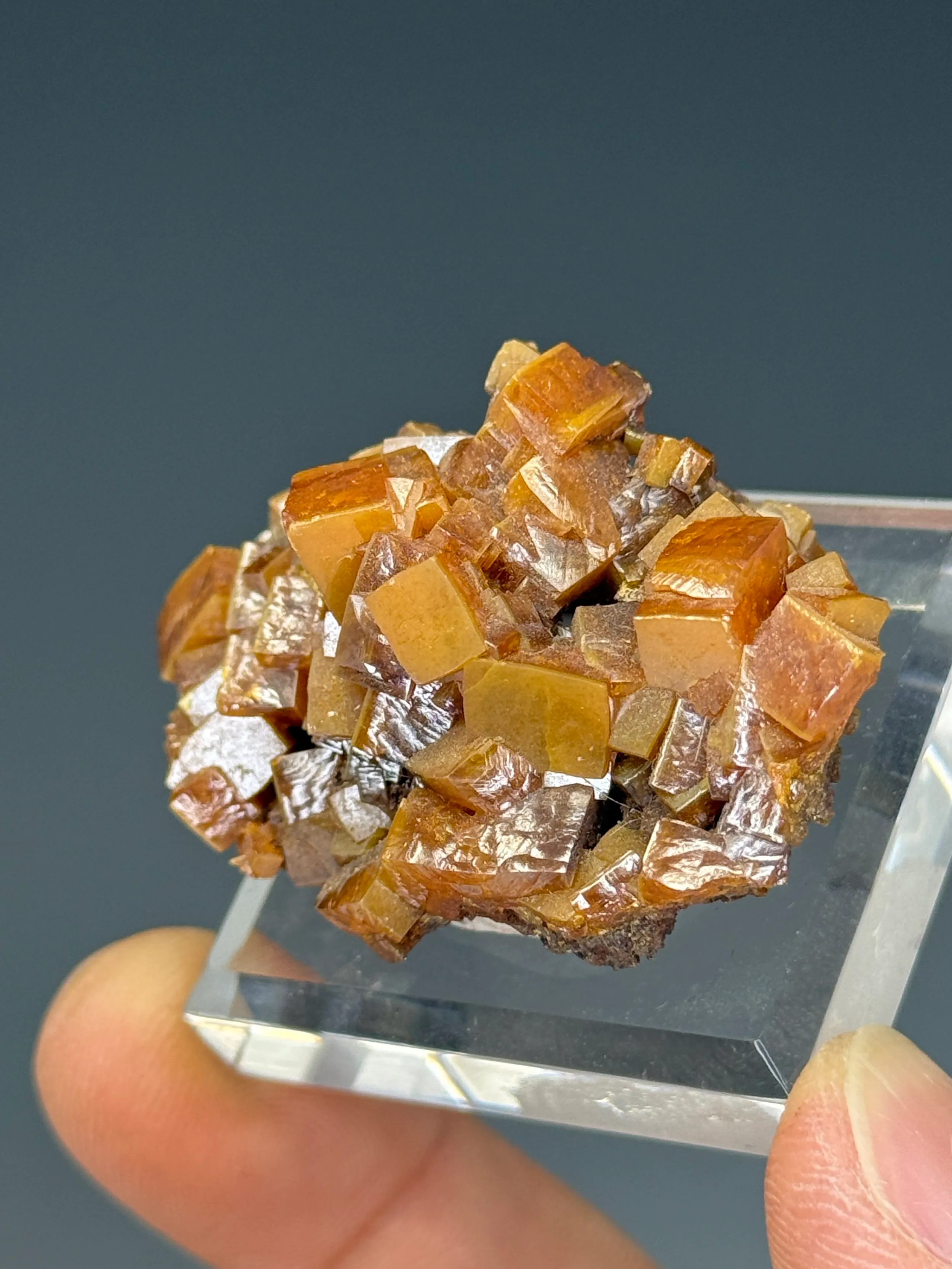 Wulfenite - image 2