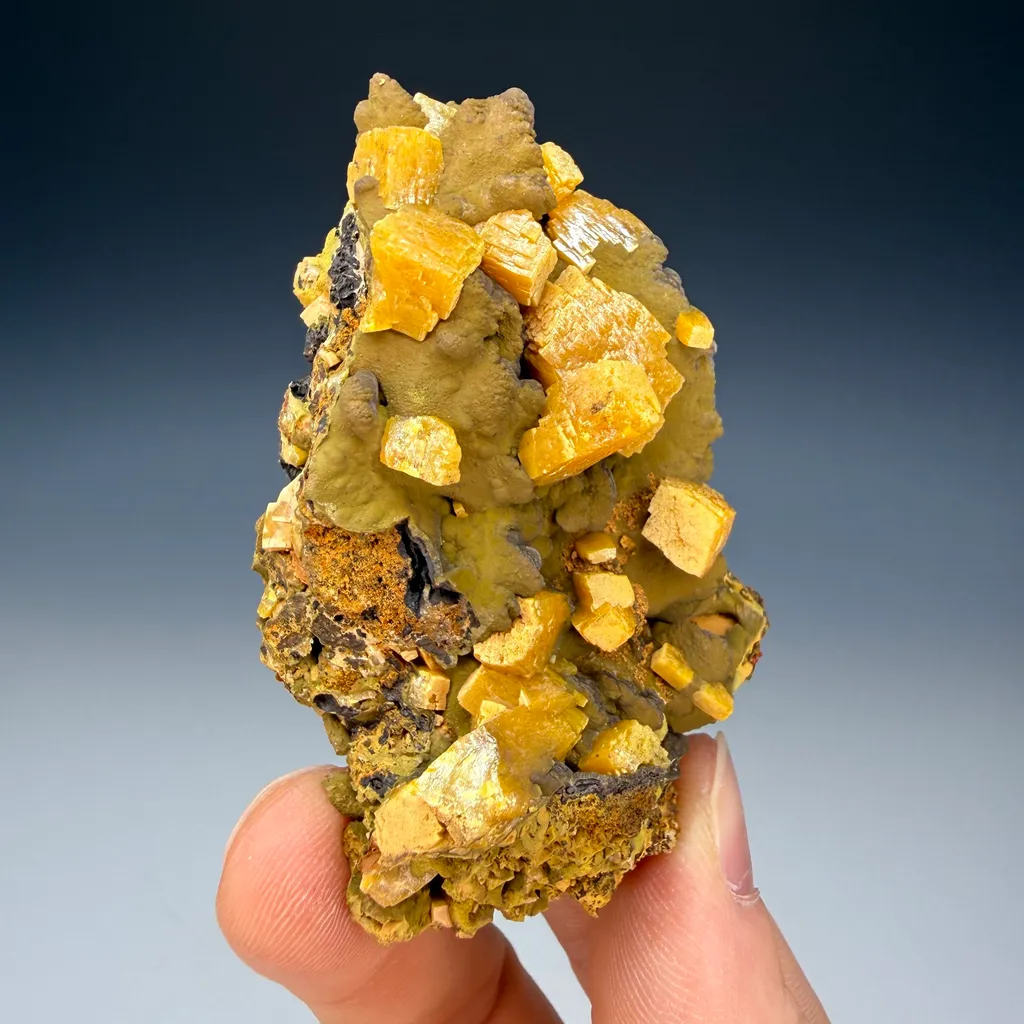 Wulfenite - image 2